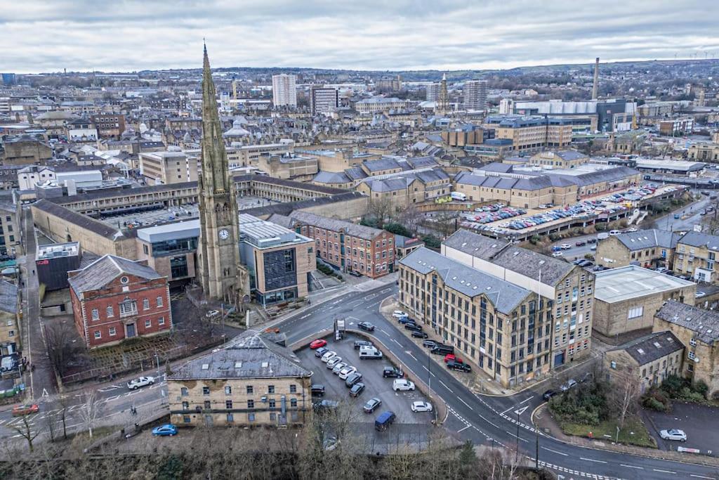 Chic Mill Conversion Beside Piece Hall & Eureka! Halifax Exteriör bild